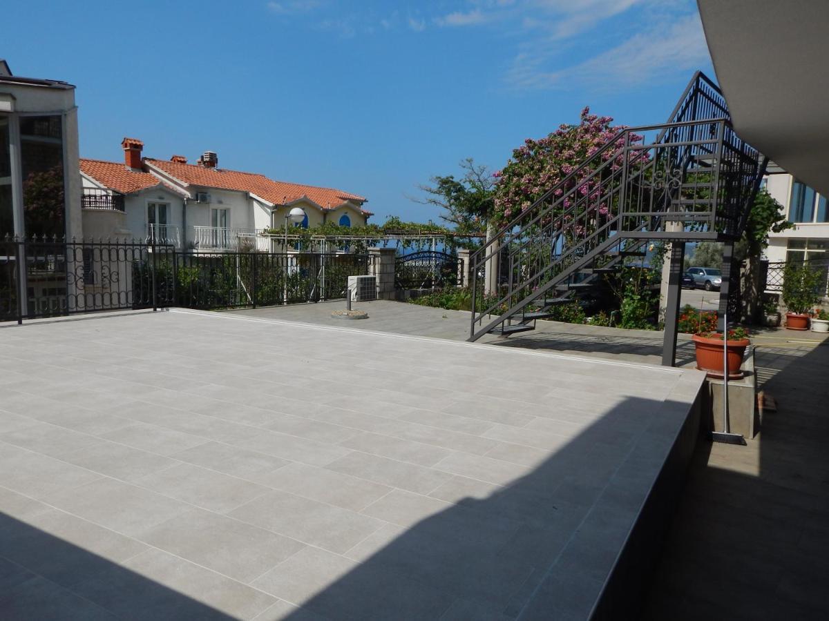 Vila Teodora Sveti Stefan Exteriör bild
