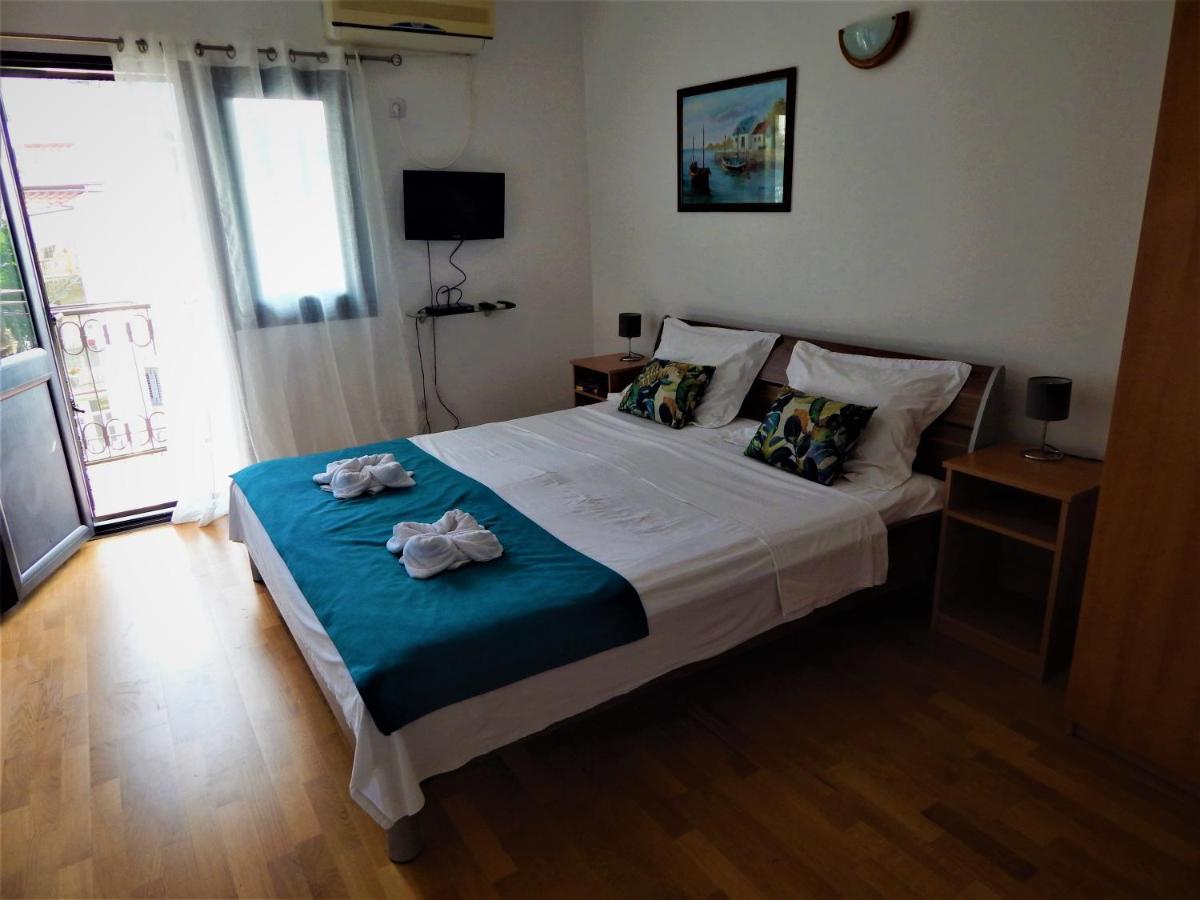 Vila Teodora Sveti Stefan Exteriör bild